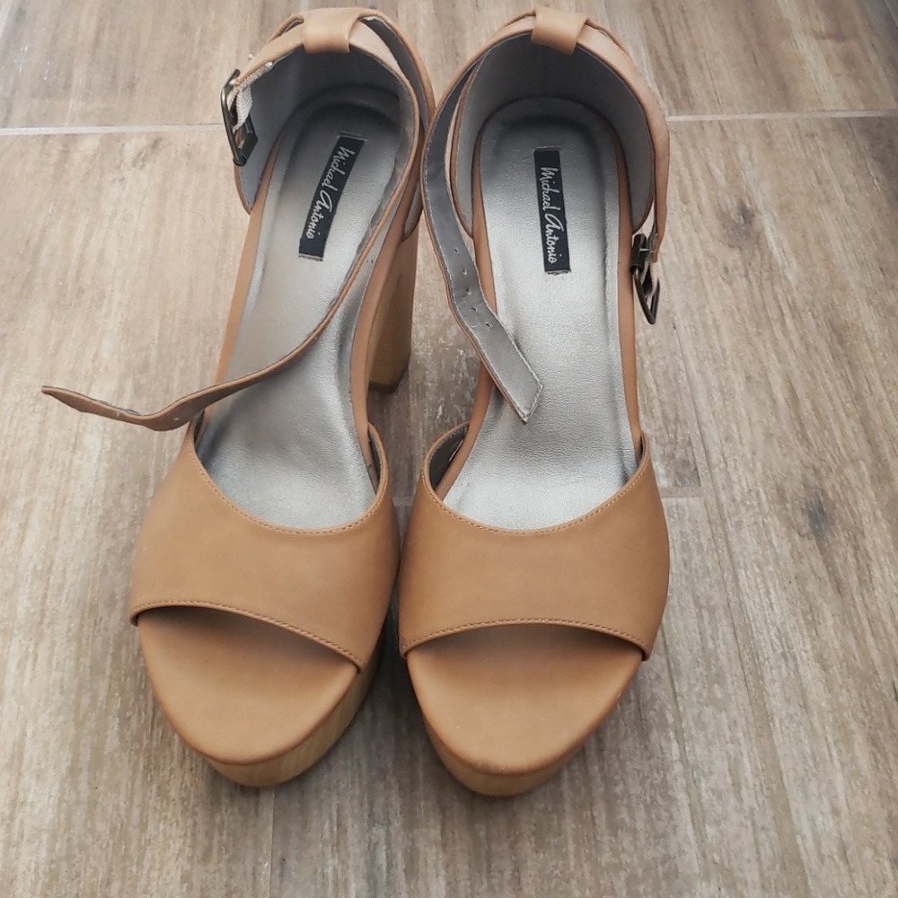 Michael Antonio tan platform sandals